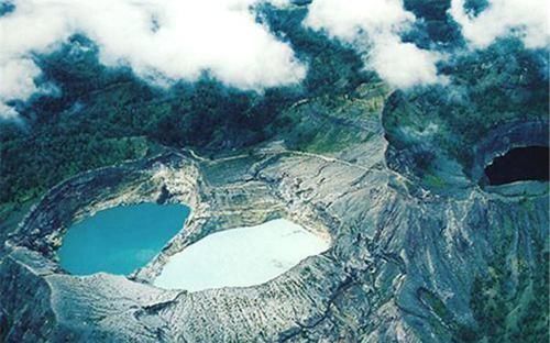  德里铁柱|科学上无法解释的奇观，它传说中是金箍棒原型，这个石头是谁切割的