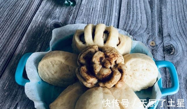 馒头|多吃山药健脾胃，一根山药一百克面粉锅里一蒸，松软香甜又营养！