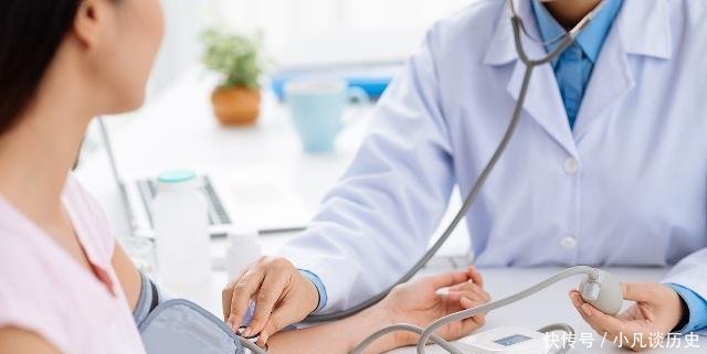 不论男女,每天喝一杯黄芪水,坚持一个月,或许这些好处悄然降临