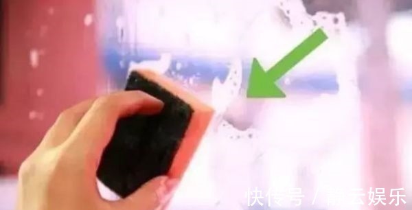 玻璃脏了别傻傻爬窗擦!教你一个笨方法,玻璃干净半年不用擦