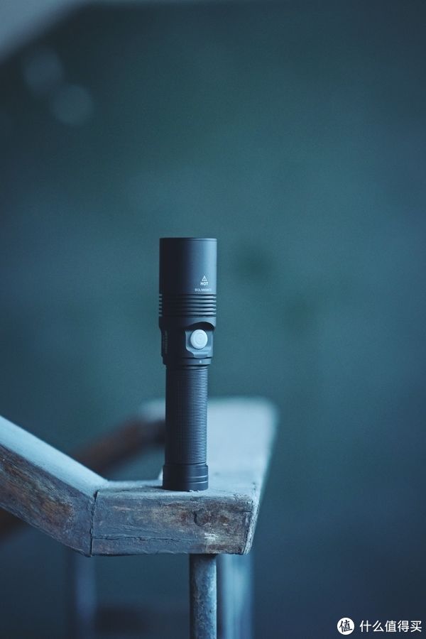 光剑在手,黑暗你走——纳丽德L10MAX白激光手电