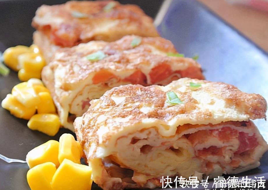 牛奶|2个鸡蛋,半杯牛奶,搅一搅煎一煎做成厚蛋烧,早餐吃营养健康