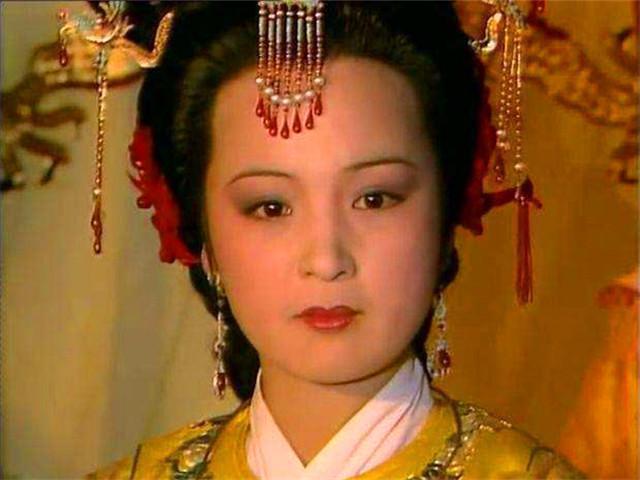 林黛玉$红楼梦贾母最宠爱的元春做了一件事,引起了贾母的反感