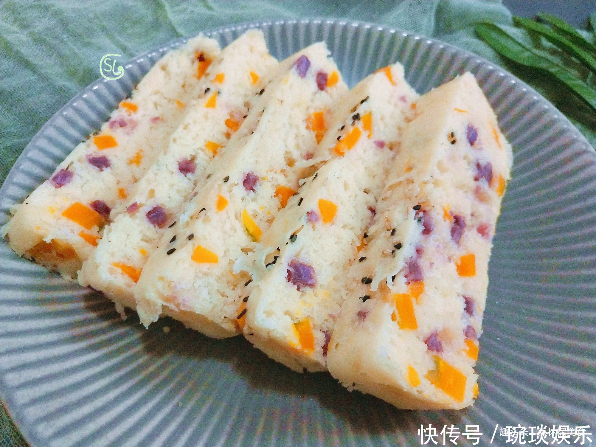  |南瓜和紫薯这个做法还是第一次见，松软香甜，学会早餐不发愁