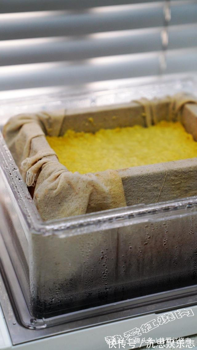 黄米面的年糕你吃过吗比糯米粉做的更粘更好吃，看完你也试试吧