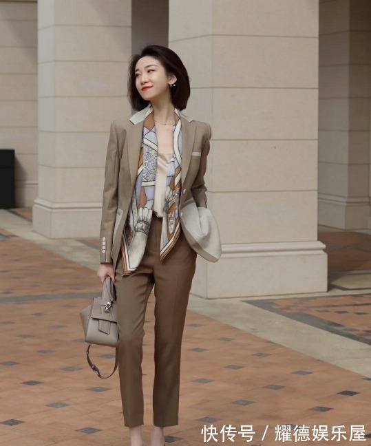 搭配|还在为穿搭烦恼?这些必备的衣服是首要的选择,百搭不易出错