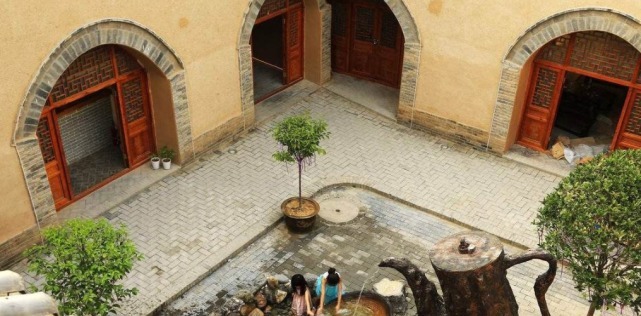 老年|中国最神秘村庄在河南!与世隔绝几千年,竟是藏在“井”里面!