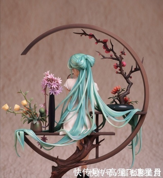 手办|最近出的初音未来手办都好漂亮，古风柔美，大卷发吸睛