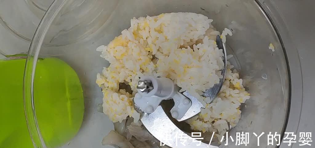 自制虾饼,剩米饭和蔬菜混搭,咸香酥脆营养均衡,既好吃又好玩!