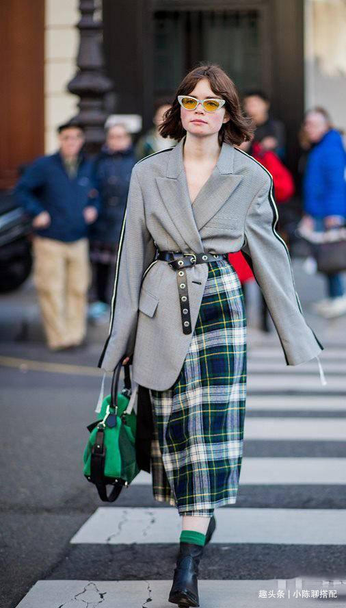 凯特王妃穿旧衣好优雅,聪明女人学会3个技巧,旧衣能搭出新时尚