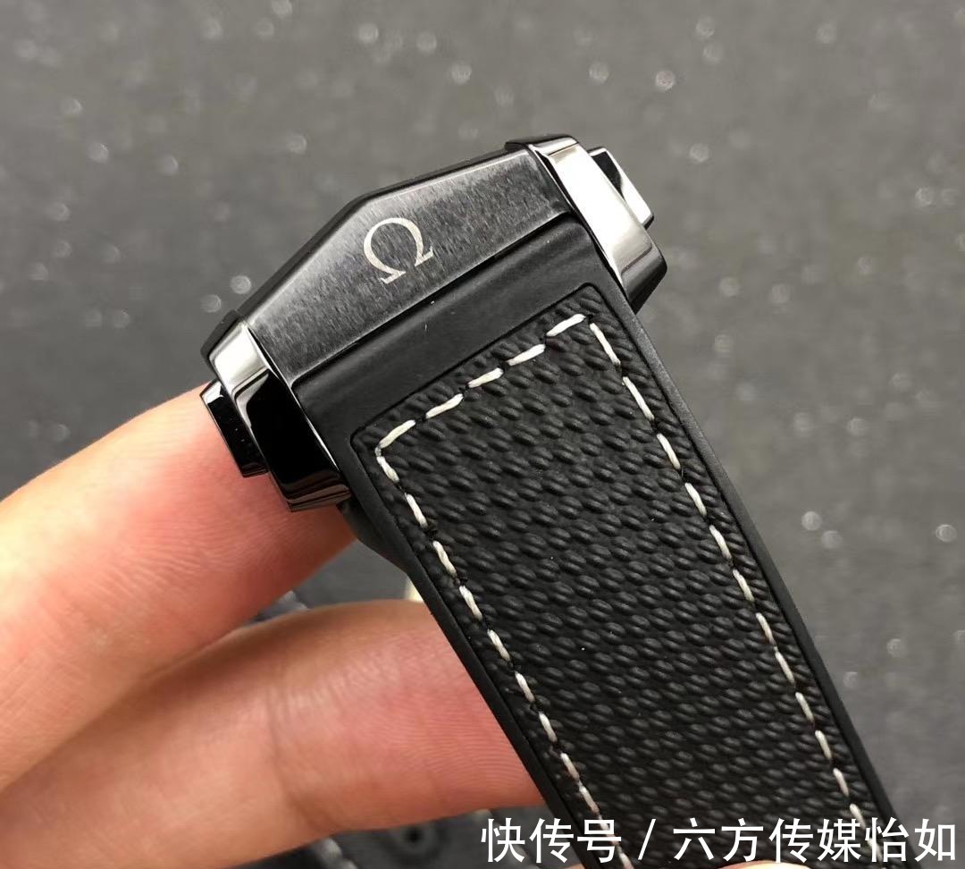 底盖|VS厂欧米茄海马深海之黑和深海之王哪个更值得入手?