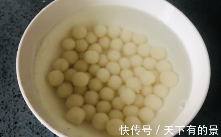 圆子|女人过了30岁,别亏待自己,这汤要常喝,气色红润显年轻