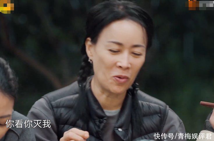 黄老师|黄磊做饭给客人吃，首次被说“没入味”，何老师连忙出来维护