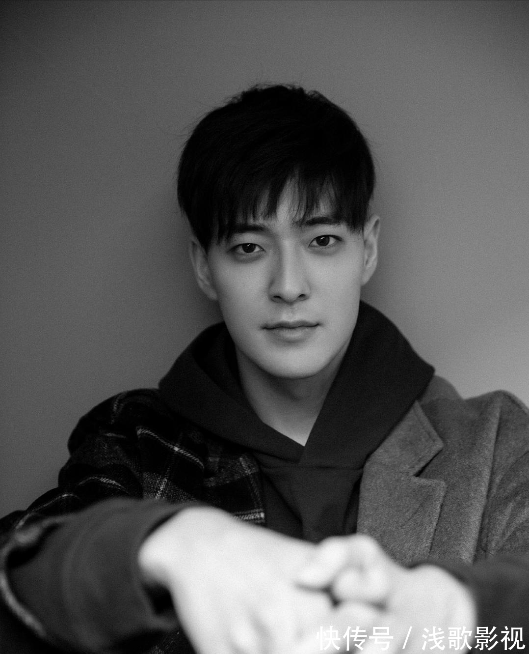 《披哥》成团夜，李株衔无缘台前，徒留两处遗憾一处落寞