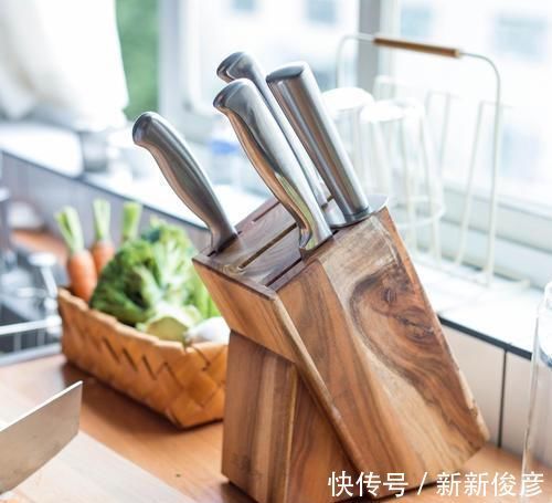 水银|5岁儿子误吞水银,爸爸急着送医院,妈妈却坚持让孩子吃半碗韭菜