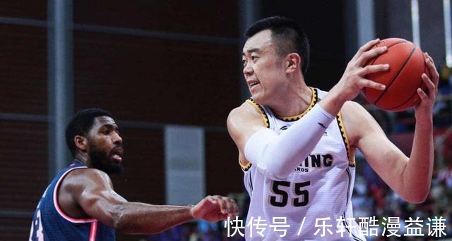 姚明|破案了,韩德君为何打威姆斯赛后杨鸣说出实情,球迷担心大韩