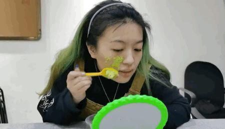 博主|跟着小红书博主做自制面膜,我脸没了