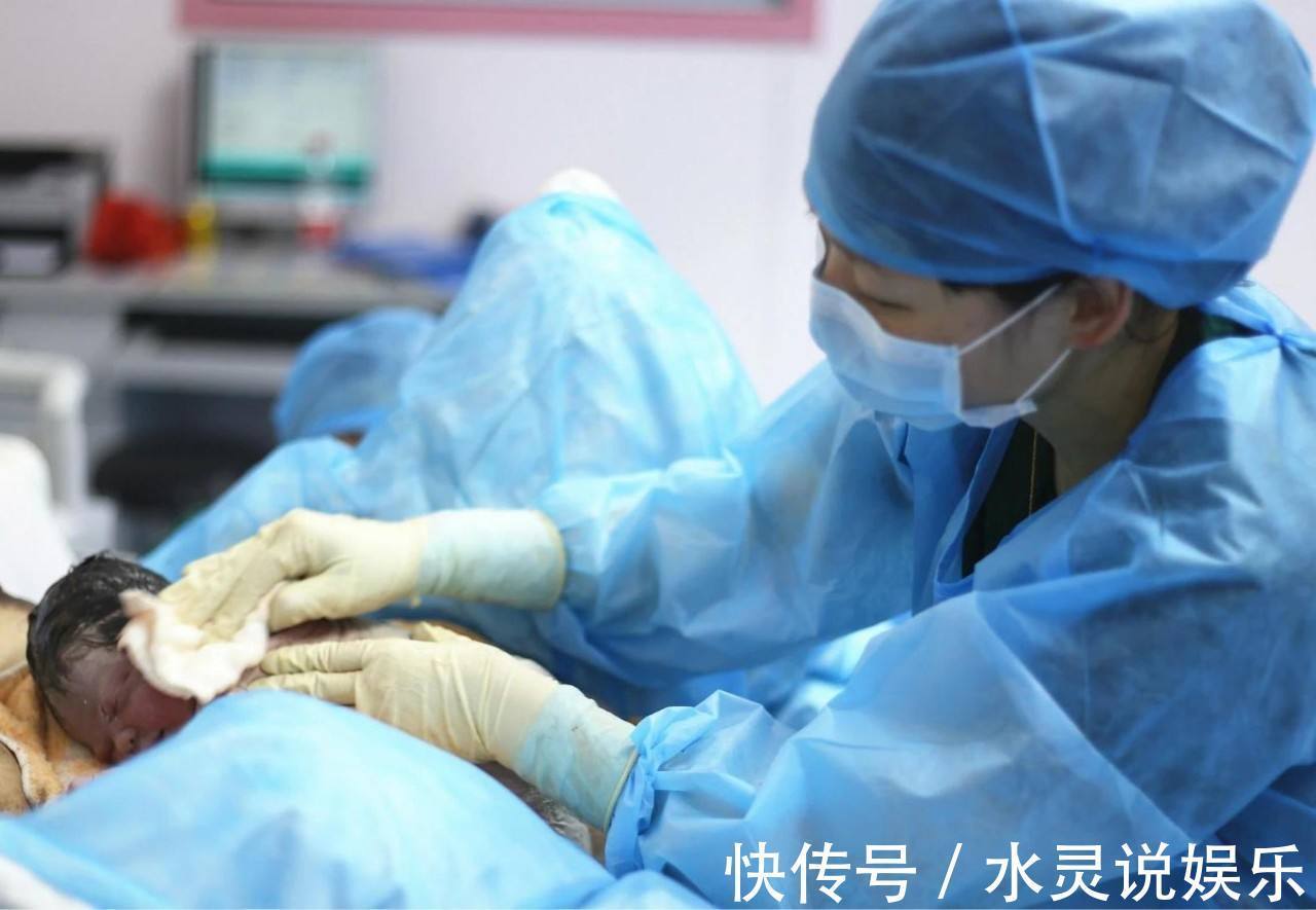 医生|生孩子没“尊严”25岁产妇深夜控诉脱裤子只是开始