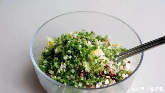 饺子|用土豆做了10个，一人吃了8个；营养超级全面，完爆任何一种吃法