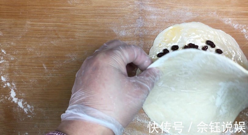 简易小甜点,自己在家做只需15分钟,成就外酥内软的美味甜点