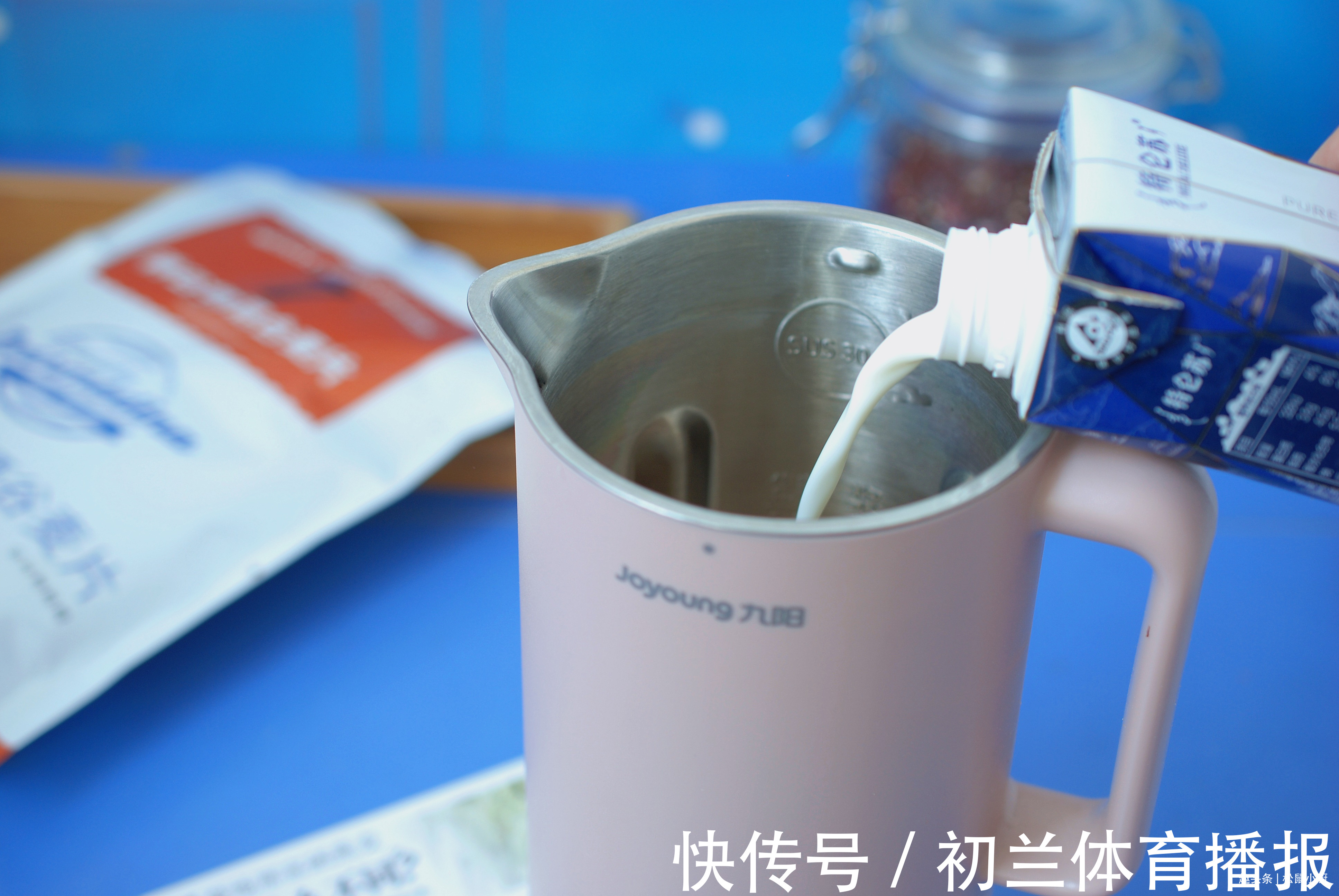 中国居民膳食指南|30岁之后，早餐要这么吃，低卡低热量健康又饱腹，一杯就够了