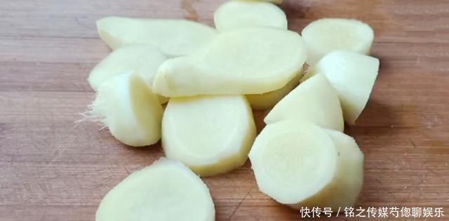 天气冷了,少吃核桃葡萄多吃它,每天吃一块,补血暖宫养颜又好吃