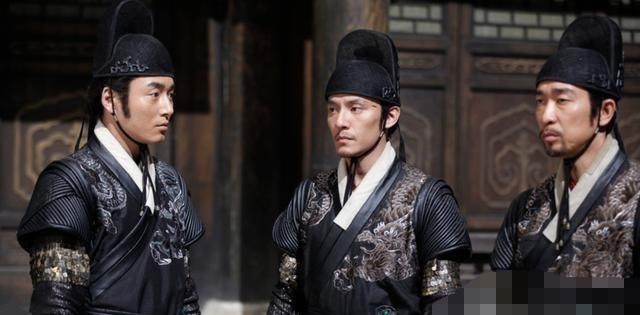 要饭|朱元璋登基后，扮成乞丐去要饭，回来后大怒连杀5位大臣！原因很现实