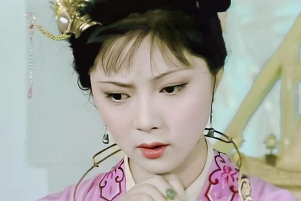 冷香丸@贾宝玉用天价药方,打脸宝钗:钓金龟婿的金玉良缘,竟是薛家谎言