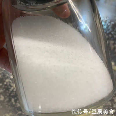 香骨|这道蒜香骨，家人天天求我做