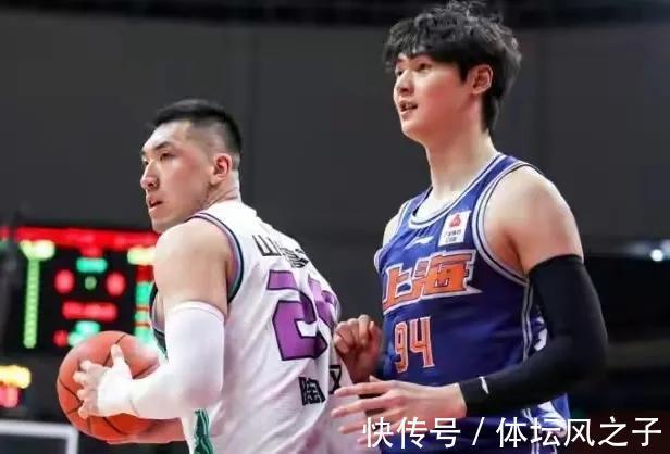 王哲林|山东男篮虽然爆冷取胜,但徐长锁的固执依然让他难逃下课命运
