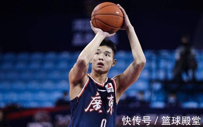 球队|生断张镇麟!自信一打二!马洋都让开,他才是球队的未来!