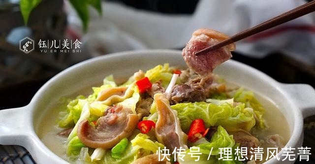 入秋后，我家爱吃这菜，2块1斤，维C含量比苹果高，炖一炖超美味！