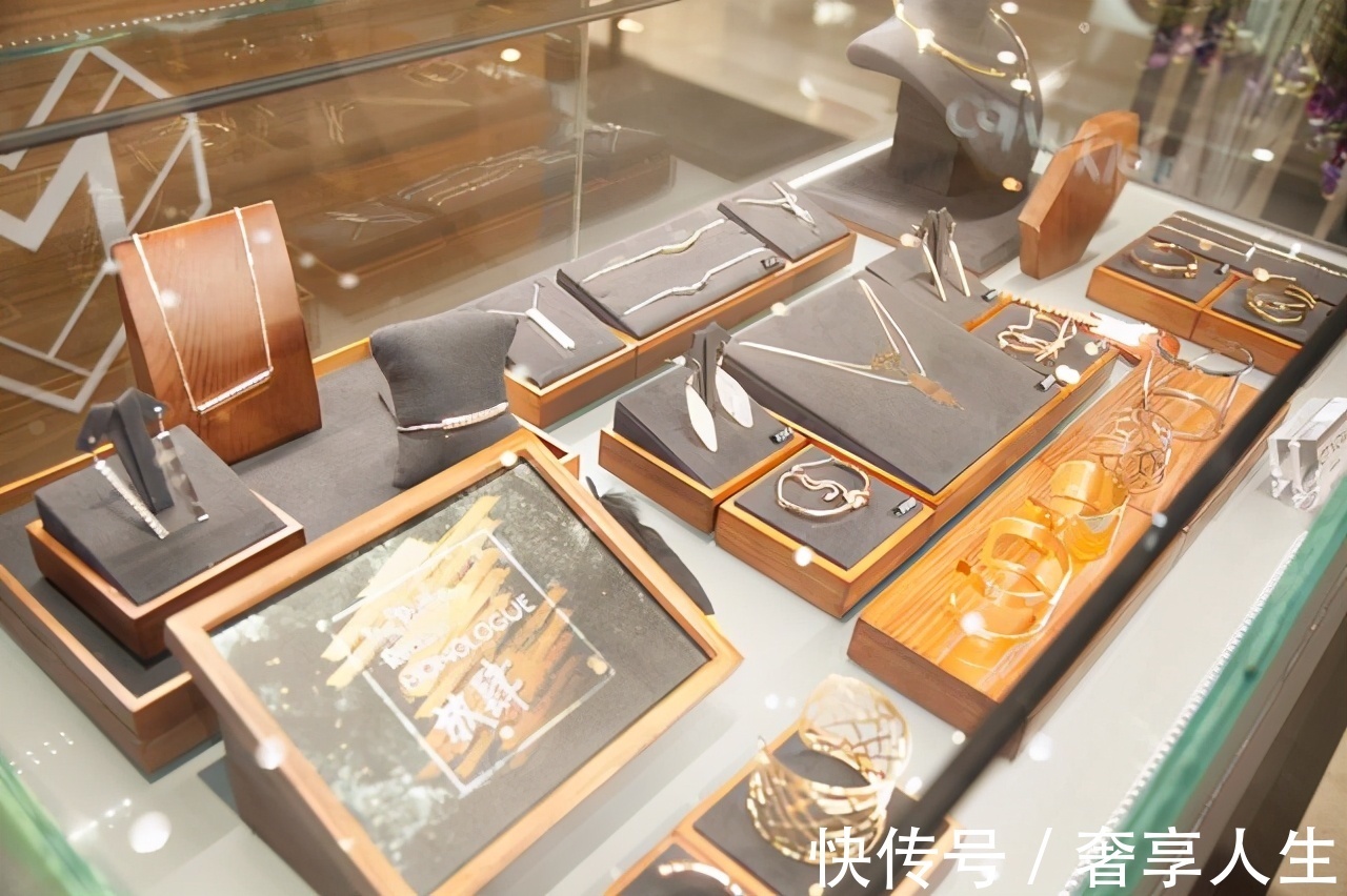 租赁|买黄金珠宝还要收手工费,倒不如租赁珠宝来得更加适合自己