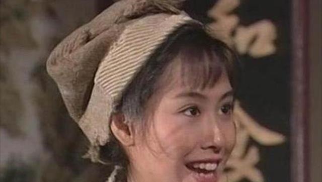 黄蓉#郭靖第一次请黄蓉吃饭,花费了19两7钱4分,相当于如今多少钱?