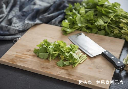 开开心心|女人常吃它，子宫越来越干净，远离妇科病皮肤光滑细腻，早知早好