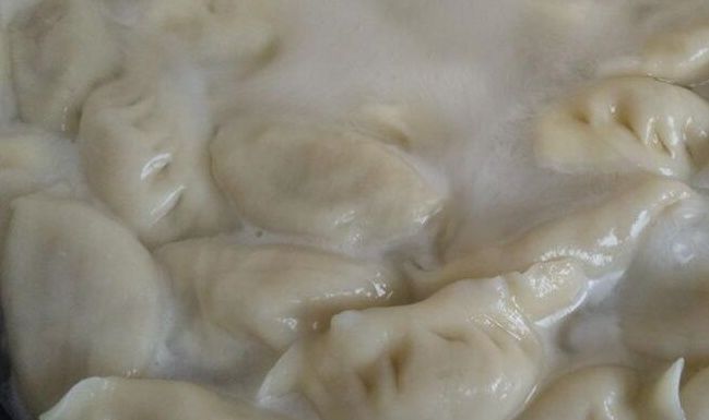 冬天，我家常吃这种馅的饺子，鲜美又滋补，比白菜馅韭菜馅香多了