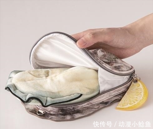 厂商|日本厂商推出生蚝挎包及手帕，这造型我看着腥得慌