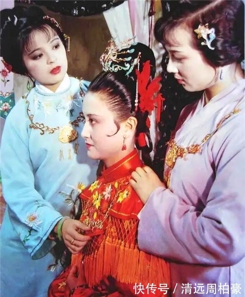 贾母!贾迎春的居所为什么叫缀锦楼?和缀锦阁仅一字之别