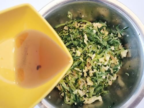  入秋后，韭菜靠边站，用它包饺子更鲜，营养健胃促消化，身体好