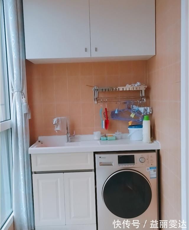 打扫|她家入住两年的房子,装修不豪华,每天都要收拾干净,羡慕极了