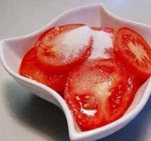 维生素c|西红柿是“养颜果”,但不能和它同食,可惜很多人不知道!