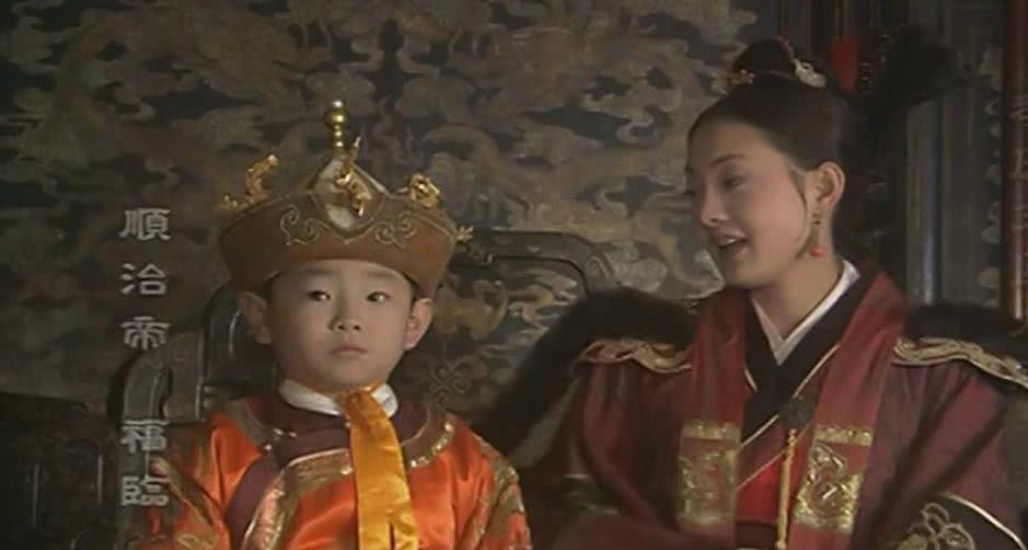 防备|多尔衮辅佐顺治但不取而代之的原因？他在害怕什么？在防备谁？