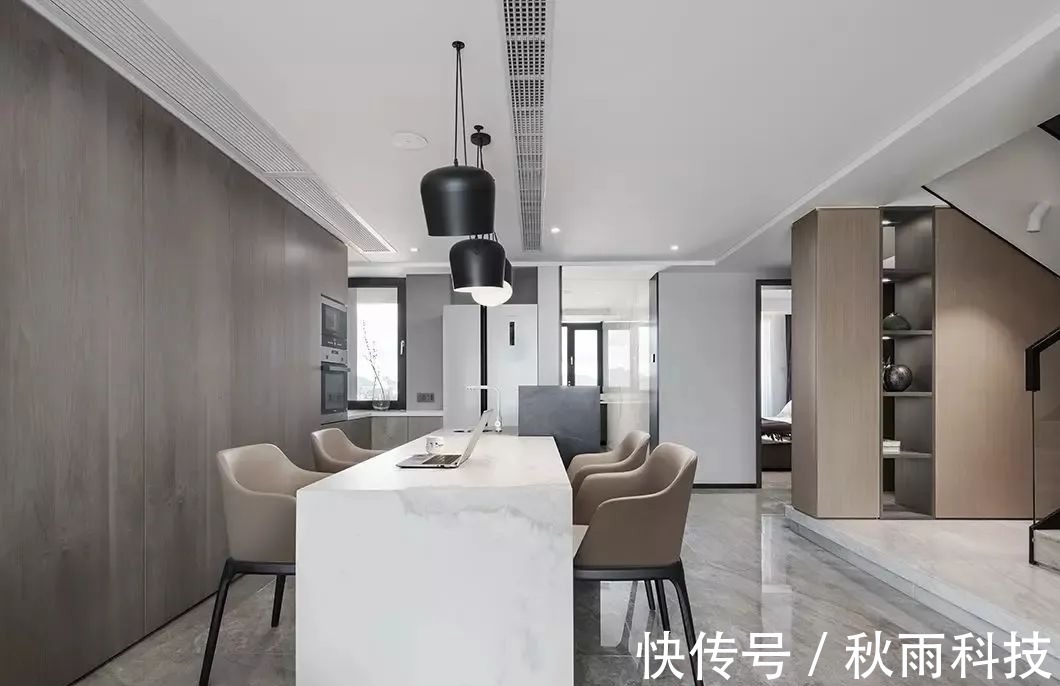 为主人|190㎡现代简约复式,灰白配+木饰面,营造安静优雅的空间