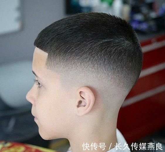 短碎发 小男孩发型别乱选,剪这5种就对了,帅气有型很时尚