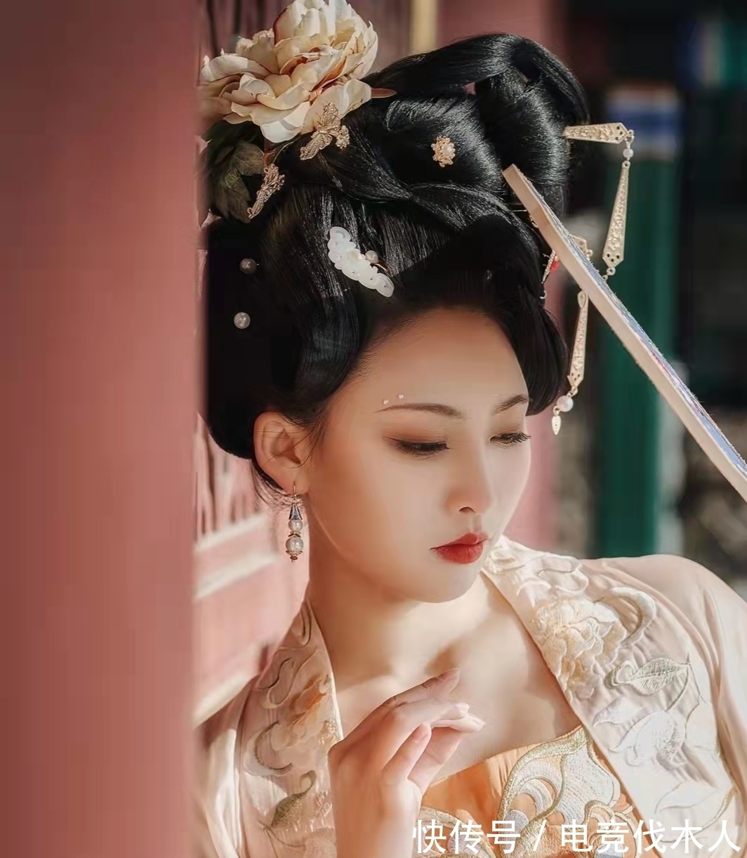 枫丹!七言绝句与格律:共建家园风色好,同修铁壁剑光寒