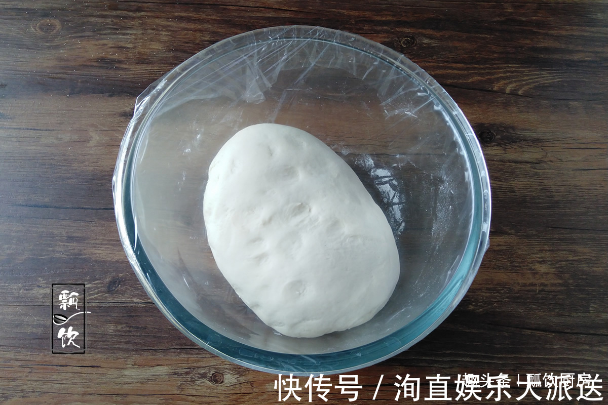 面食想要软,不能只放酵母,加它做,一捏成球一放成棉,凉了都软