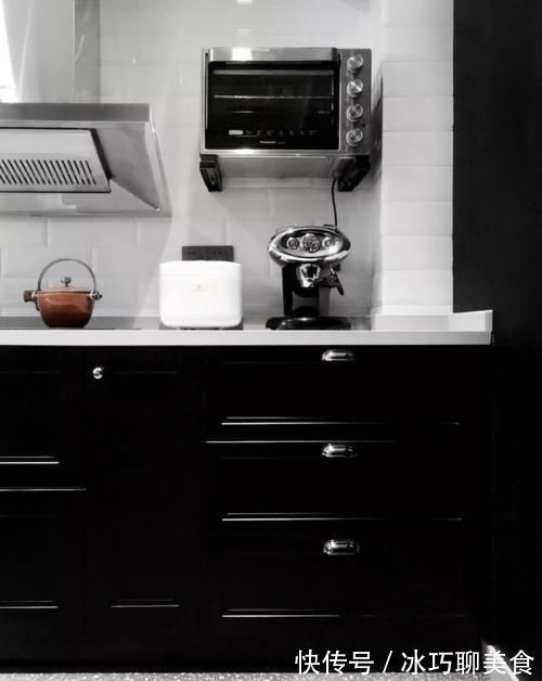 水平|将玄关打造成衣帽间,这个51㎡的loft设计太有水平了!华而实用!