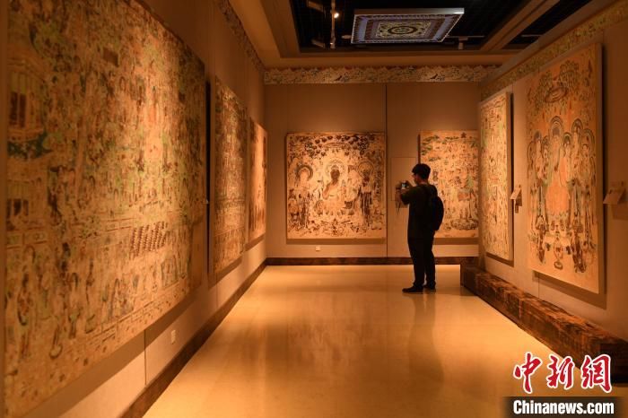 周毅|敦煌壁画艺术精品首次亮相重庆