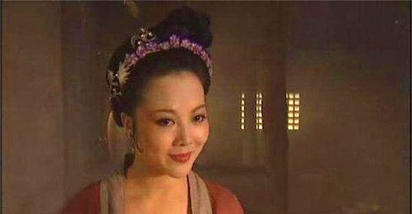 顾大嫂$水浒传108将中,3位女中豪杰,武功最高的是谁