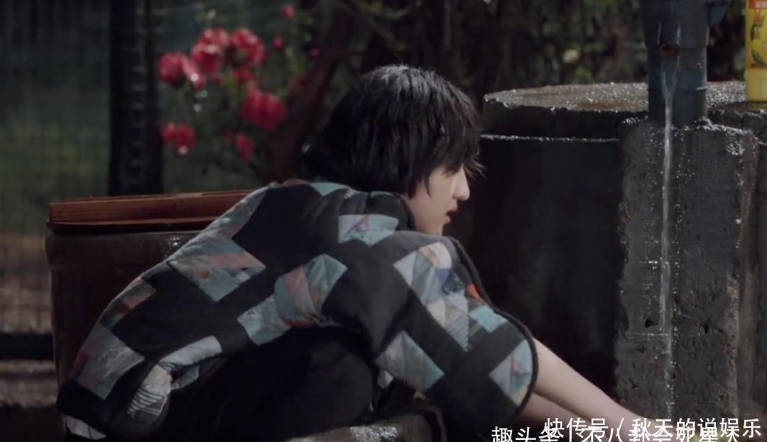 秘密访客 张子枫在《向往》第五季仍然没长进,她上综艺赚钱太容易了